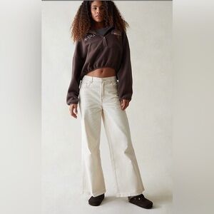 PacSun Women’s Bone Elastic Waist Wide Leg
Trousers Pant Size Small. NWOT